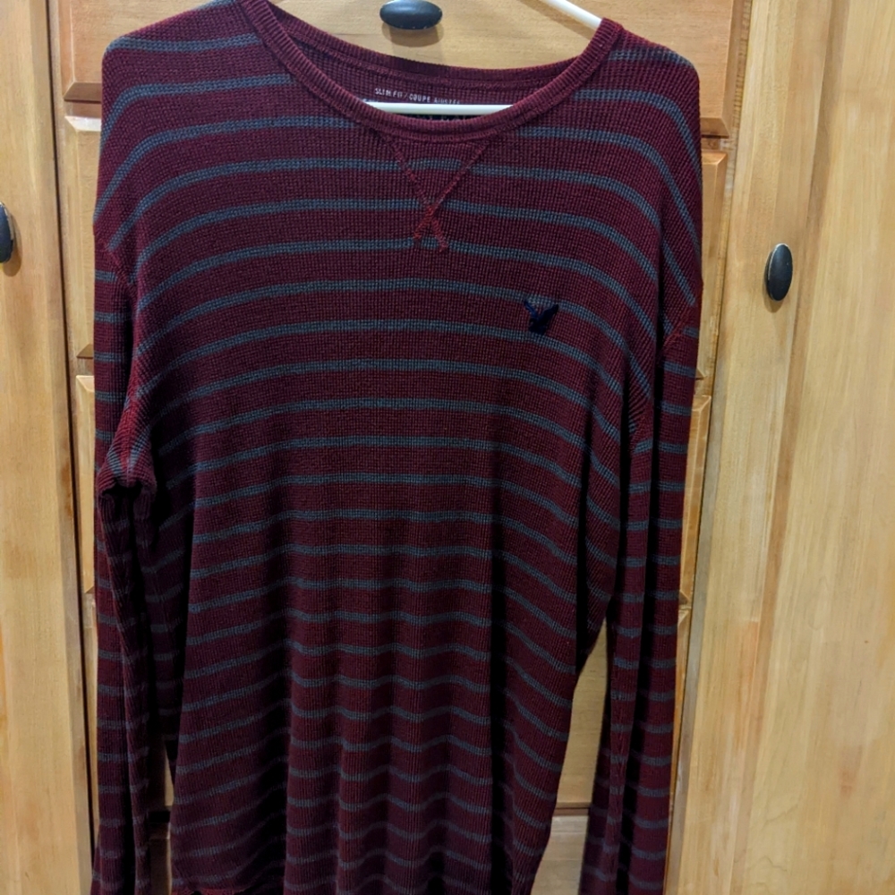 American Eagle Long Sleeve